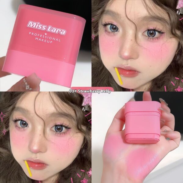 Blusher Natural Nude Makeup - Image 4